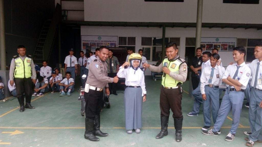 Sat Lantas Polrestro Bekasi: "Pelajar Jangan Bawa Kendaraan Sebelum Punya SIM"