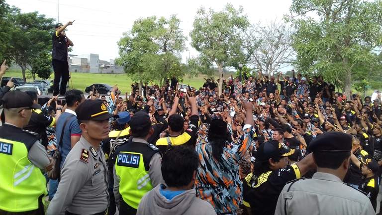 Mega Proyek Meikarta Belum Kantongi Izin, GMBI Geruduk Pemkab dan Kantor Lippo Cikarang