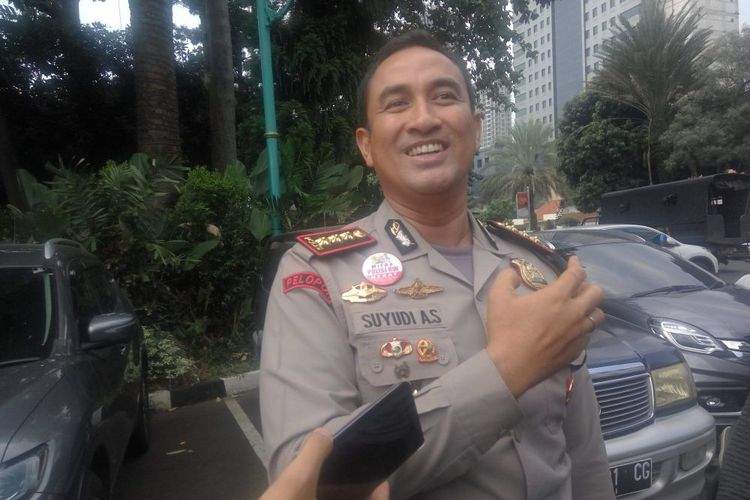 Aktor Tampan Ammar Zoni Ditangkap Polisi