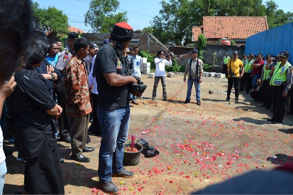 Tolak PLTU 3 Cirebon, Besok Aktivis Gelar Ritual Kubur Diri