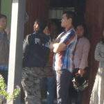 Hari Pertama Sekolah, Ortu Dampingi Anak "Rebutan" Bangku Sekolah