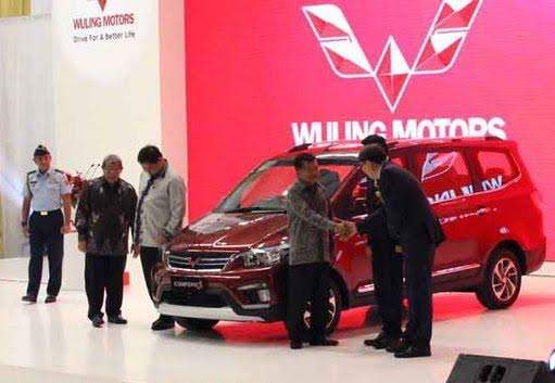 JK Resmikan Pengoperasian PT SGMW Motor Indonesia Di Cikarang