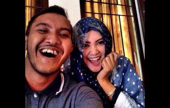 Putuskan Kembali Ke Entertainment, Caesar Ceraikan Indadari?