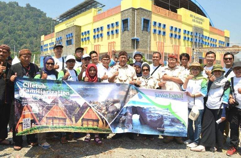 Demiz Minta Digitalisasi Informasi Pariwisata Geopark Ciletuh-Palabuhanratu
