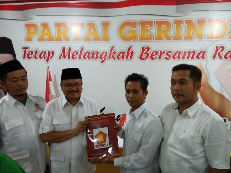 Kalinga : Meskipun Posisi Ketiga Besar, Saya Lebih Percaya Survey Gerindra Kalinga : Meskipun Posisi Ketiga Besar, Saya Lebih Percaya Survey Gerindra