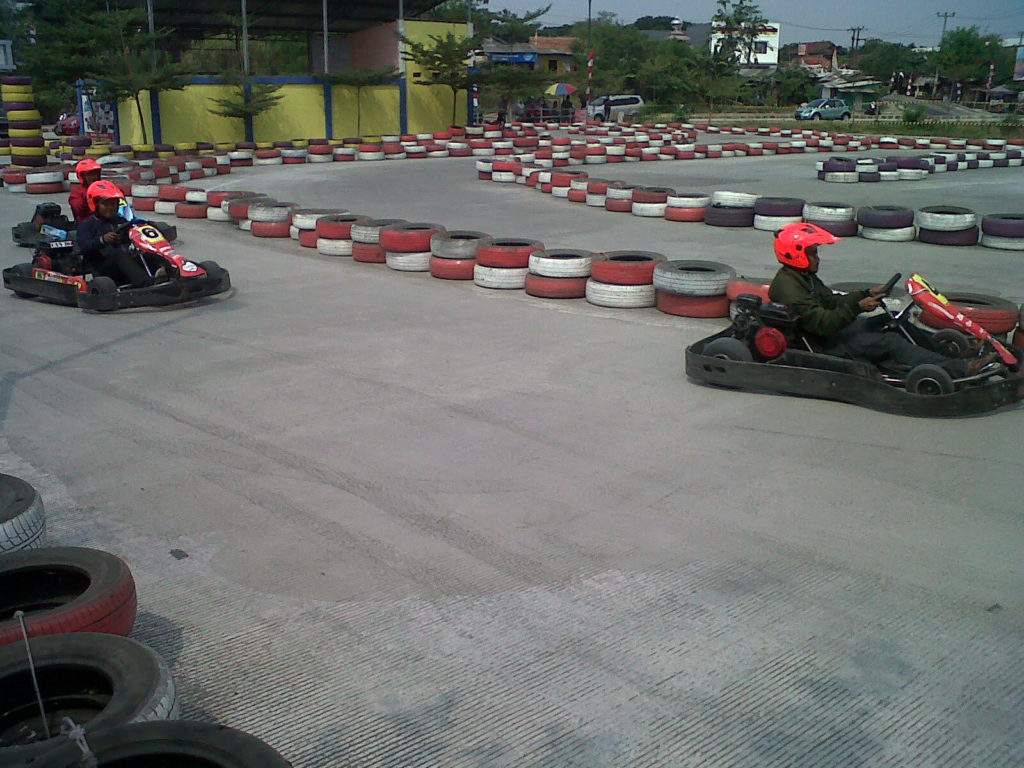 Meriahkan HUT RI ke 72, Pers Bekasi Balap Gokart Meriahkan HUT RI ke 72, Pers Bekasi Balap Gokart