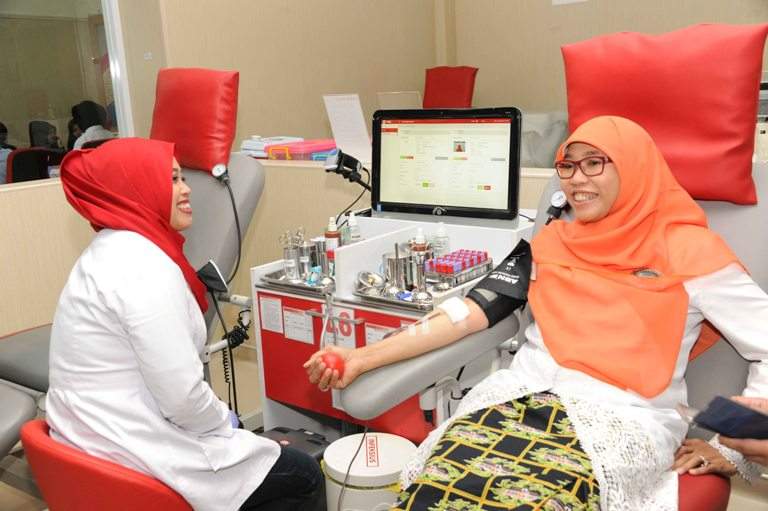 Tak Hanya Orang Lain, Donor Darah Ternyata Membantu Diri Sendiri