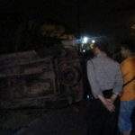 Usai Tabrak Pohon, Mobil Deni Terjun ke Parit