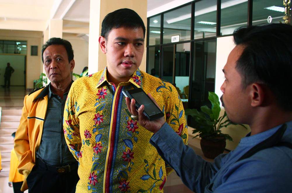 Dave : Rekom Golkar Bukan Milik Rakhmat Dave : Rekom Golkar Bukan Milik Rakhmat