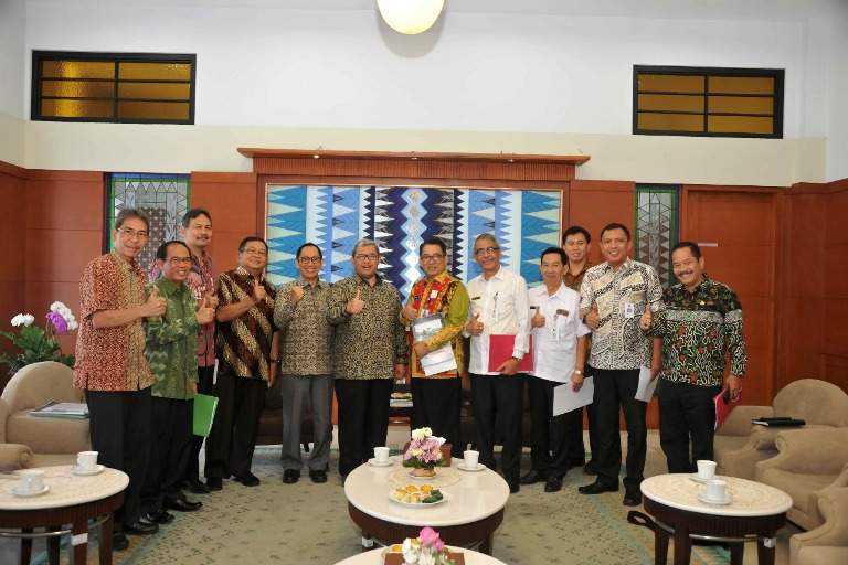 Jabar Paling Siap Selenggarakan Pilkada Serentak 2018 Jabar Paling Siap Selenggarakan Pilkada Serentak 2018