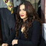 Cornelia Agatha Jalan Bareng Rizal Ramli di Abu Dabhi