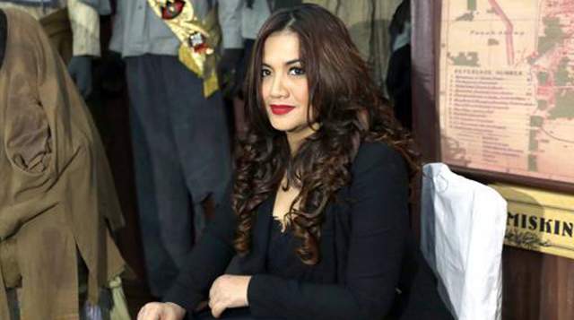 Cornelia Agatha Jalan Bareng Rizal Ramli di Abu Dabhi