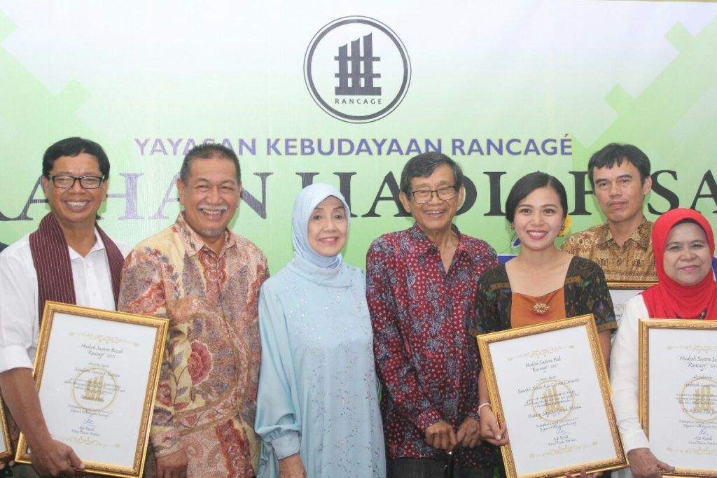 Sebelas Sastrawan Raih Hadiah Sastra Rancage