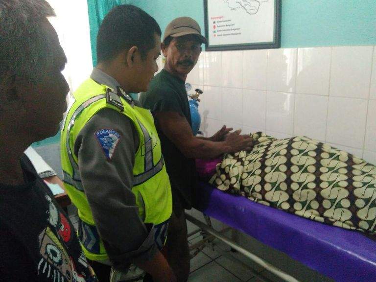 Dikira Tidur, Ternyata AS Tewas di Dalam Truknya