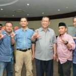 Demiz Ajak Pelaku Industri Karawang Tanam Mangrove di Pantura