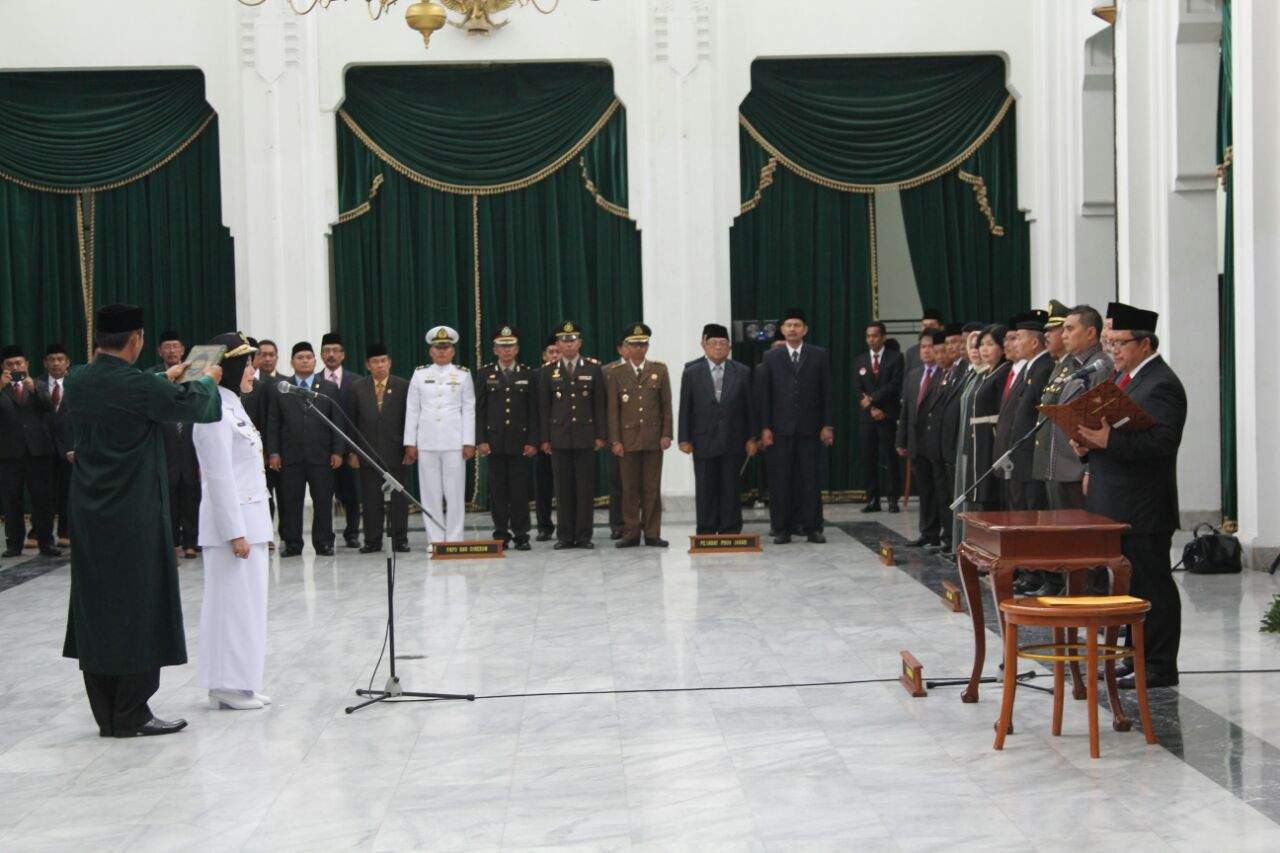 Akhirnya, Selly Resmi Jadi Wabup Cirebon