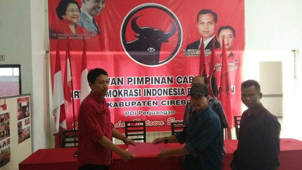 Delapan PAC PDIP Ajukan Nama Ade Riyaman Pendamping Petahana