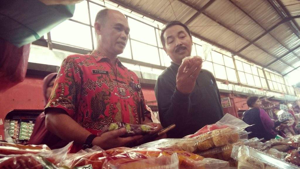 Wow!!! BPOM Jabar Temukan Makanan Berbahaya di Pasar Palimanan