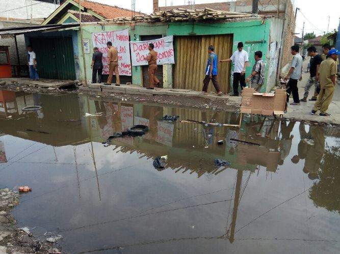 Nyumarno : Perbaikan Permanen Jalan dan Drainase di Jl. KH. Fudholi, harus Dilakukan di Tahun 2018