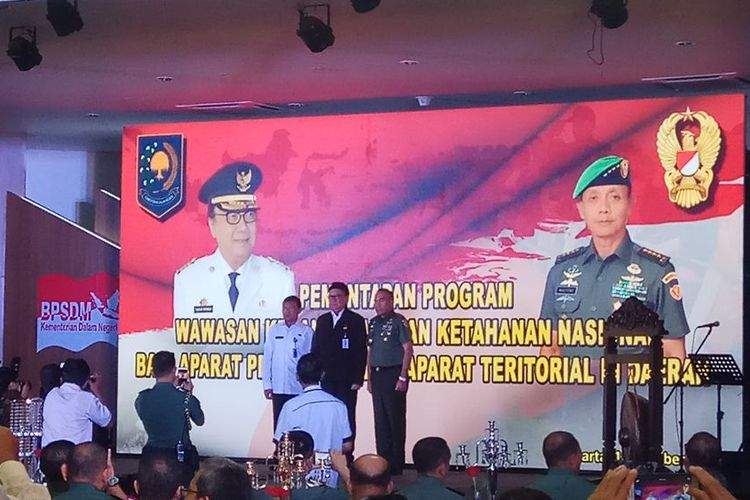 Sebut Kata "Pribumi" Anies Baswedan Dianggap Tak Melek Aturan & Dipolisikan Sebut Kata "Pribumi" Anies Baswedan Dianggap Tak Melek Aturan & Dipolisikan