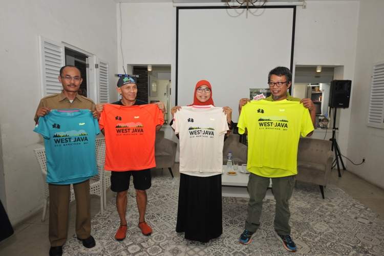 Netty Akan Ikuti Race 21K di West Java Eco Marathon 2017