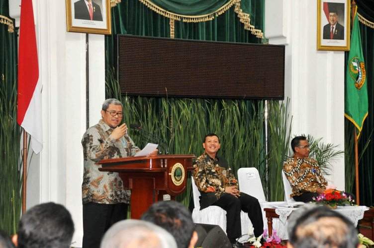 Jabar Targetkan Raih Parasamya Purna Karya Nugraha 2017 Jabar Targetkan Raih Parasamya Purna Karya Nugraha 2017