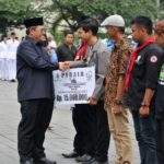 Peringati HSP Ke-89, Aher Serahkan Penghargaan Ke Organisasi dan Individu Pemuda Jabar