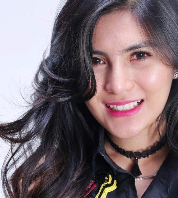 Ini Curhatan Artis Cantik Angela Lee Yang Berkali-kali Ingin Bunuh Diri