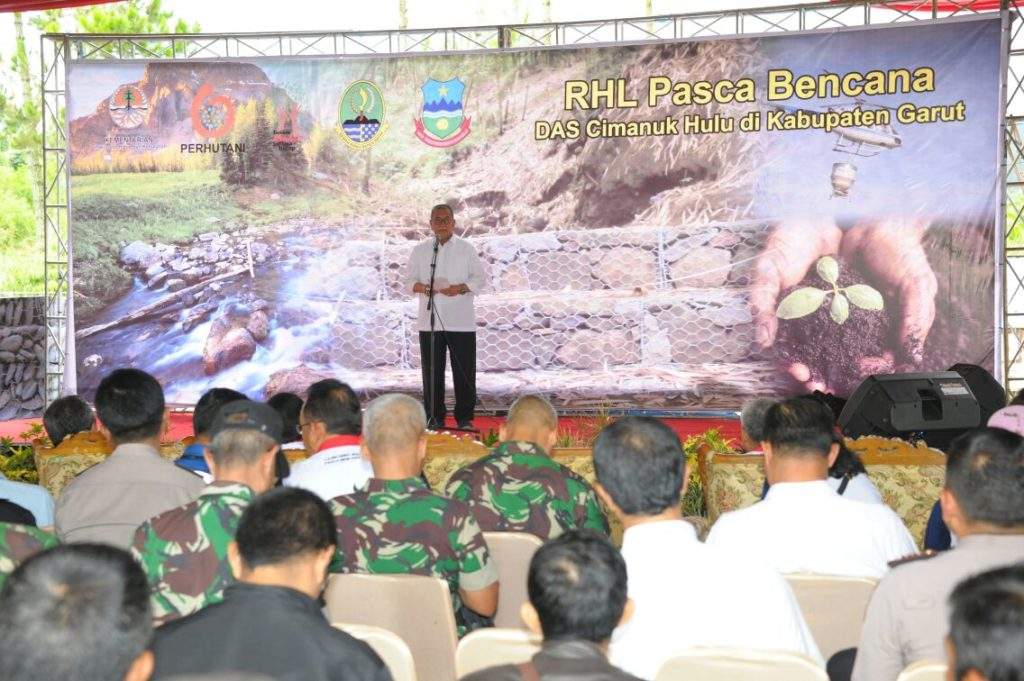 Hutan & Lahan DAS Cimanuk Garut Direhabilitasi