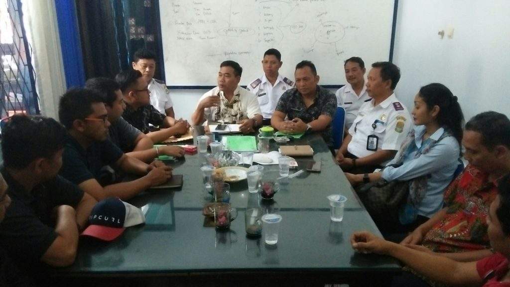 Kadishub : Pengusaha Angkutan Online Harus Tempuh Aturan Terlebih Dahulu