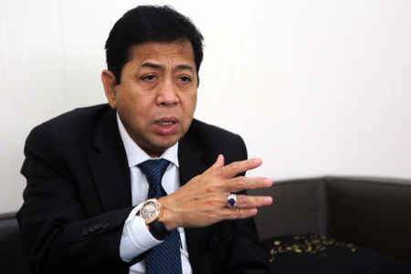 Isnur: Jika Pembuat Meme Setya Novanto Jutaan, Apa Mau Ditangkapin Semua?
