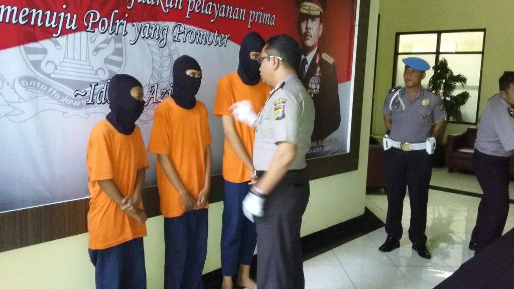 Polisi Bekuk Tiga Pelaku Pembacokkan Siswa SMPN 4 Cikarang Barat