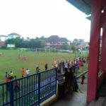 Gara-gara Wasit, Pertandingan Bola Liga Desa Ricuh