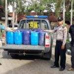Razia Di Akhir Pekan, Polsek Pabuaran Sita 300 Liter Tuak