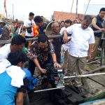 Dirjen Migas & Anggota DPR-RI Beri Bantuan Mesin Konversi untuk Nelayan Cirebon Timur