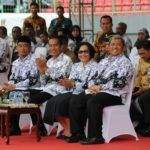 Presiden dan Gubernur Jabar Peringati HUT PGRI Ke- 72 dan HGN 2017 Di Bekasi