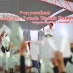 Jokowi Bagikan 10 Ribu Sertifikat Tanah se-Kabupaten Bandung