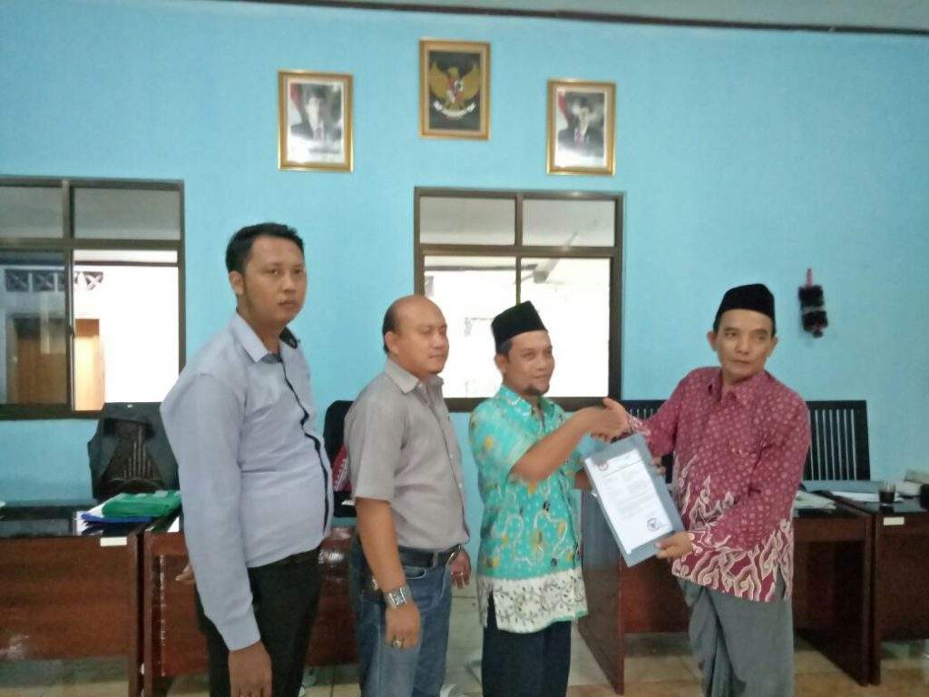 Panwaskab Langsung Kaji Berkas Sengketa Bacalon Independen