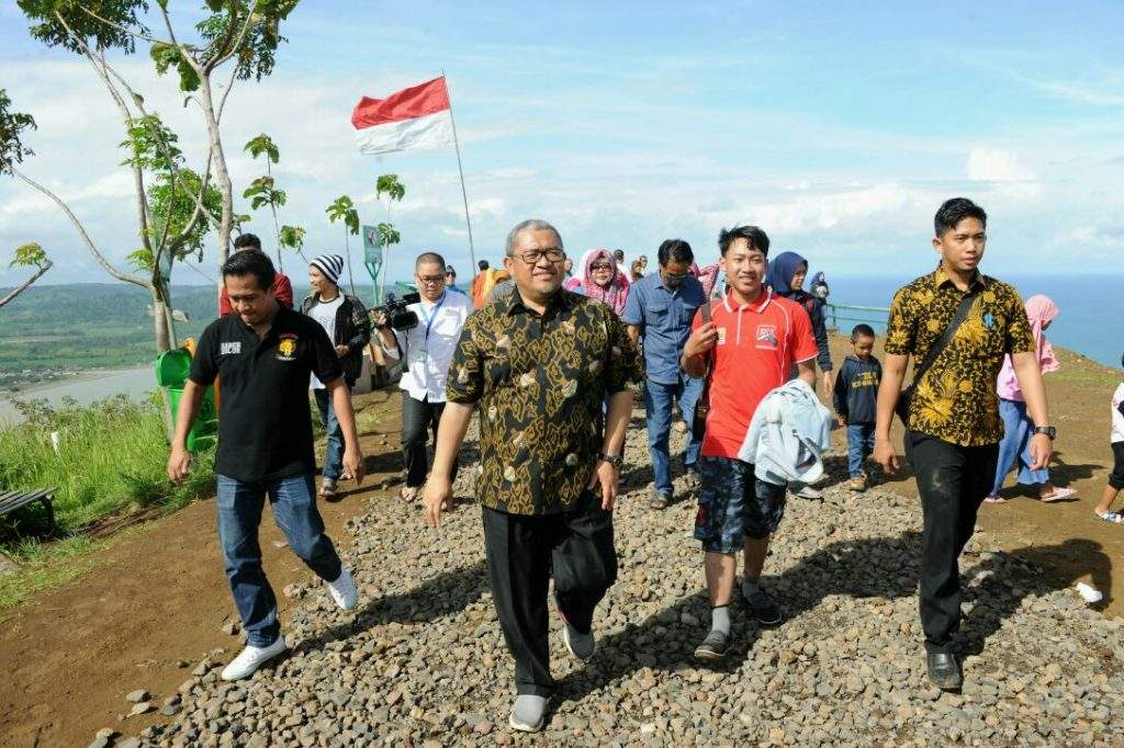 Jalur Sabuk Ciletuh, Jalan Loji-Puncak Darma Mulus Jalur Sabuk Ciletuh, Jalan Loji-Puncak Darma Mulus