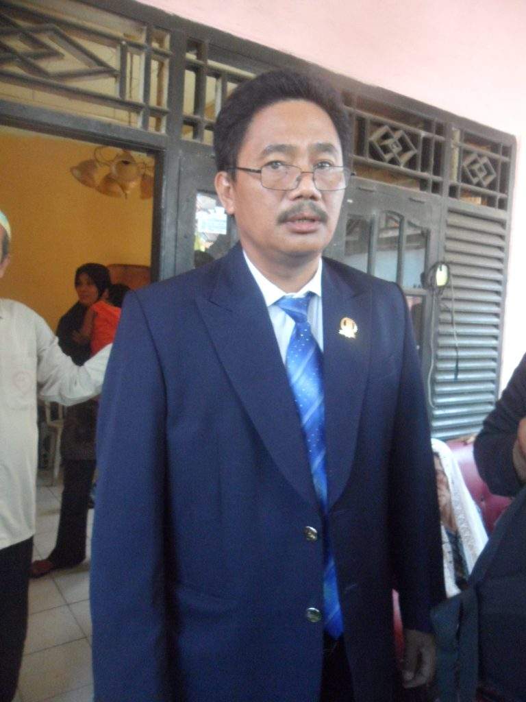 Komisi III Singgung Pekerjaan Lewati Batas Waktu SPK