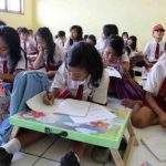 Kadisdik : Pengadaan Kursi dan Meja Sekolah Satu Paket dengan Gedung 