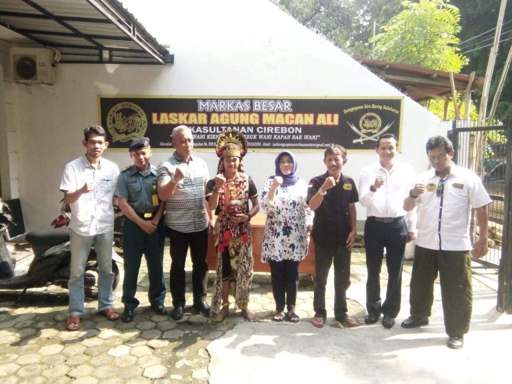 Kenalkan Seni dan Budaya Cirebon Go Internasional, Heviyana dan Laskar Macan Ali Lepas Penari Topeng ke 3 Negara