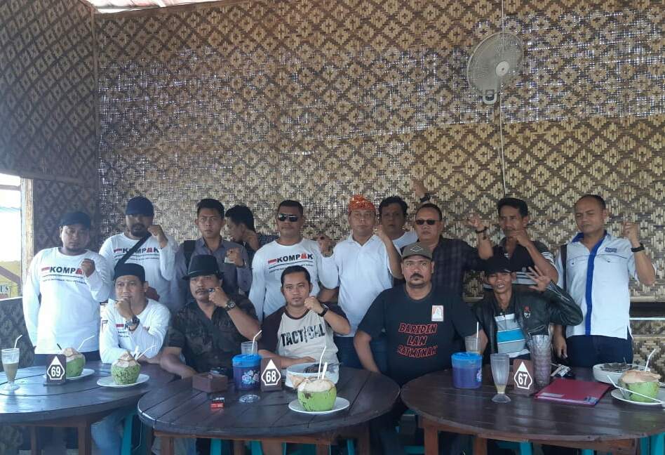 Gelar Konpers, Korban Pengeroyokan Pertanyakan Kelanjutan Kasusnya Gelar Konpers, Korban Pengeroyokan Pertanyakan Kelanjutan Kasusnya