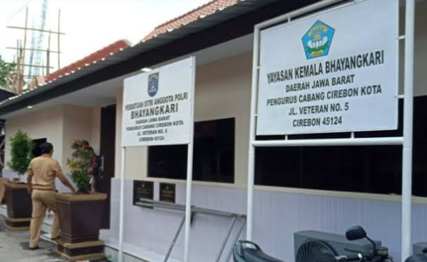 Puluhan Pejabat Pemkab Cirebon Diperiksa KPK