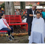 Jokowi Pangkas Rambut Di Tukang Cukur Asgar Pinggir Jalan