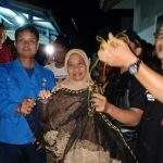 Lima PJU Diperbaiki, Sarang Tawon Raksasa Di Dompyong Wetan Dibasmi