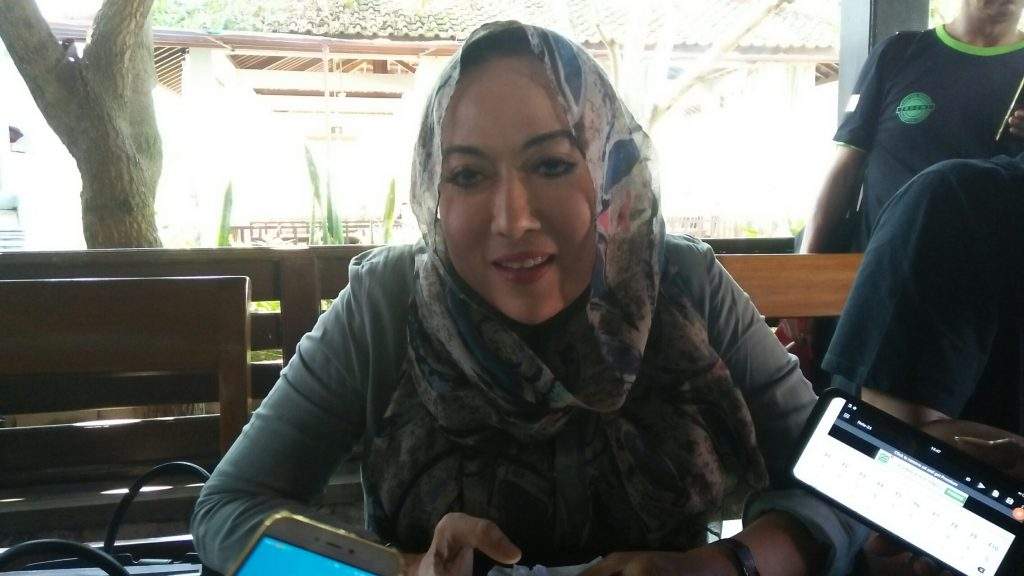 Dian Bakal Seret Wabup Cirebon Terpilih ke Ranah Hukum Kalau Tidak Minta Maaf Dian Bakal Seret Wabup Cirebon Terpilih ke Ranah Hukum Kalau Tidak Minta Maaf