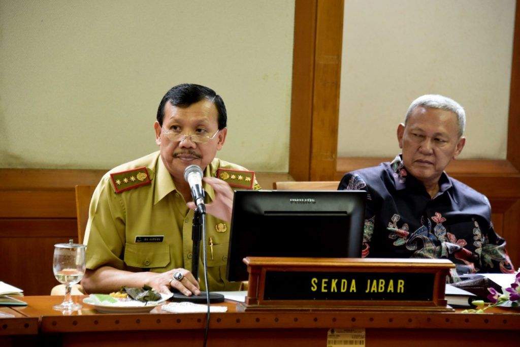 Solusi Pembangunan Waduk Kuningan, Sekda Iwa Minta Pendapat Kejati dan KPK