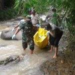 Hendak BAB, Warga Digegerkan Sesosok Mayat Tanpa Identitas Tersangkut di Batu