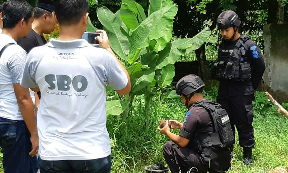 Warga Pasaleman Geger Penemuan Ranjau, Pas Dicek Ternyata..